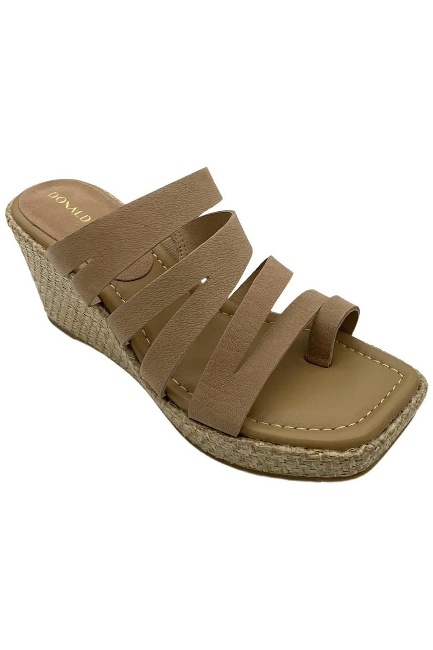 Donald Pliner Women's Anamari SlipOn Leather Wedge Sandal Sand - Medium